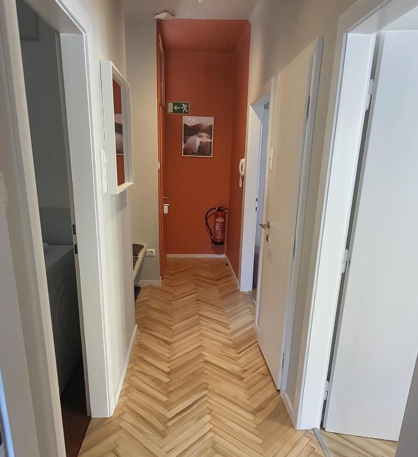 Orange Flat By Grazrentals Highest Standard & Free Parking Екстер'єр фото